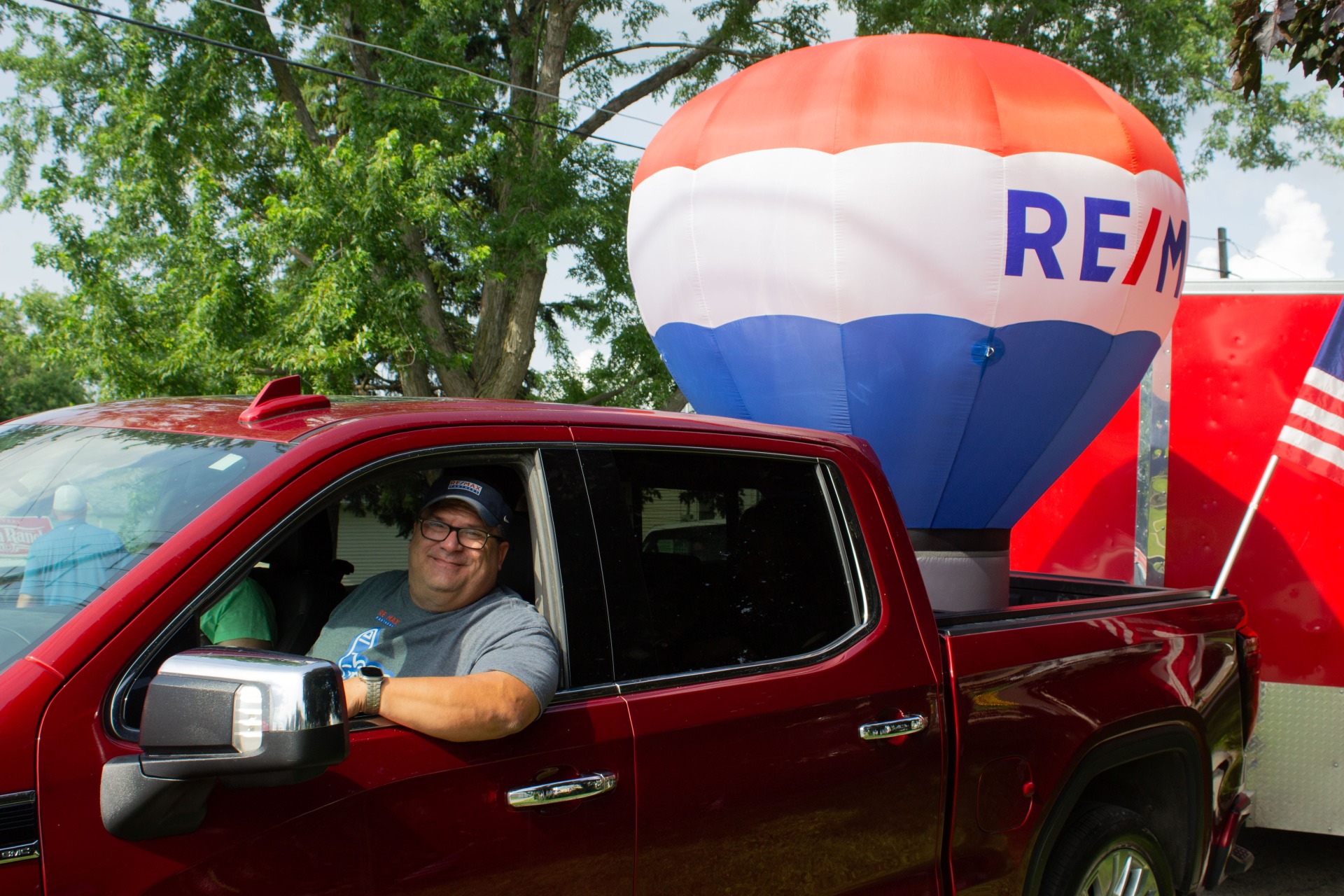 REMAX Grinnell on the Fourth parade float.